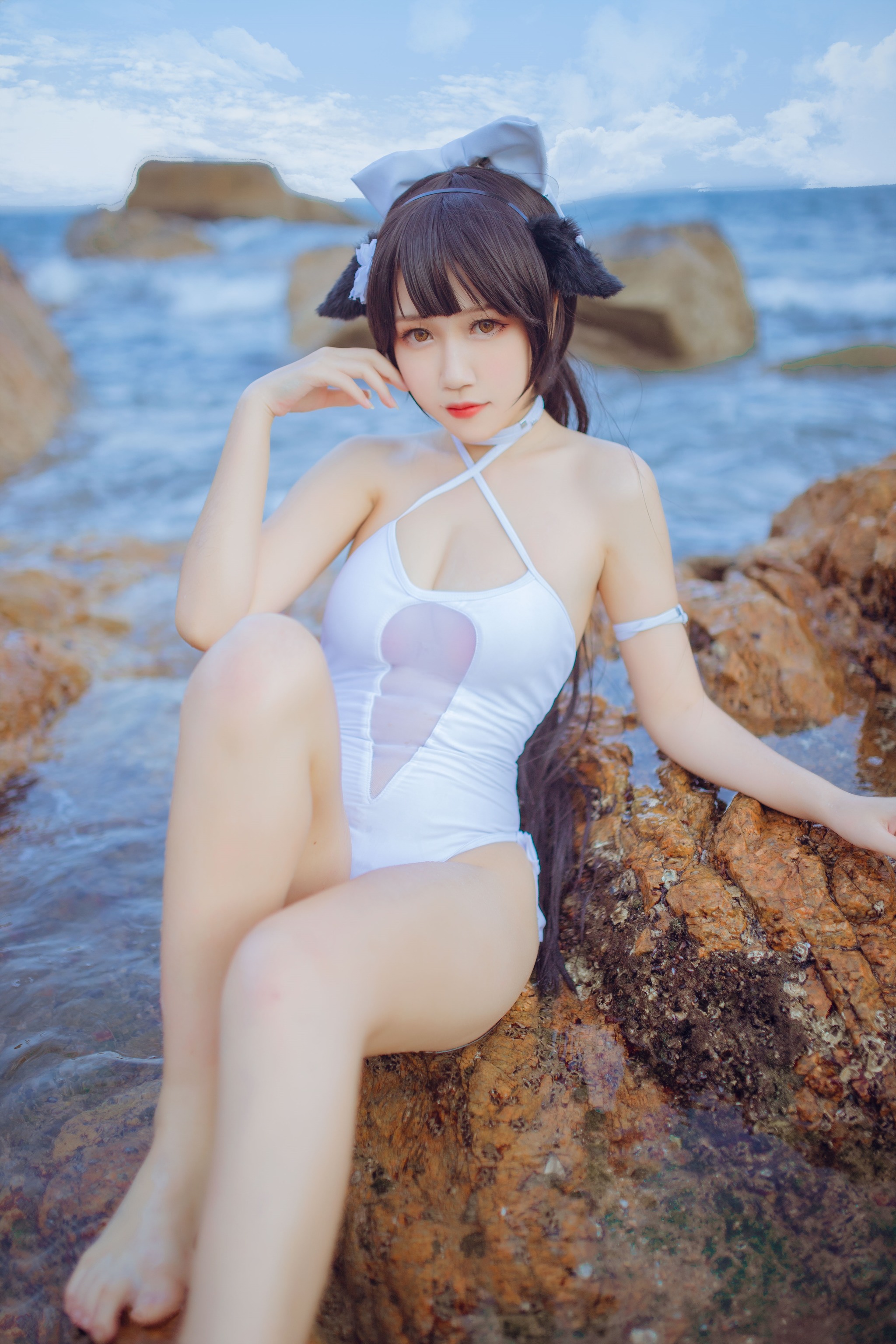 抖娘-利世 - NO.006 抖娘×不呆猫 獒犬海边泳装 [41P]-XikXak